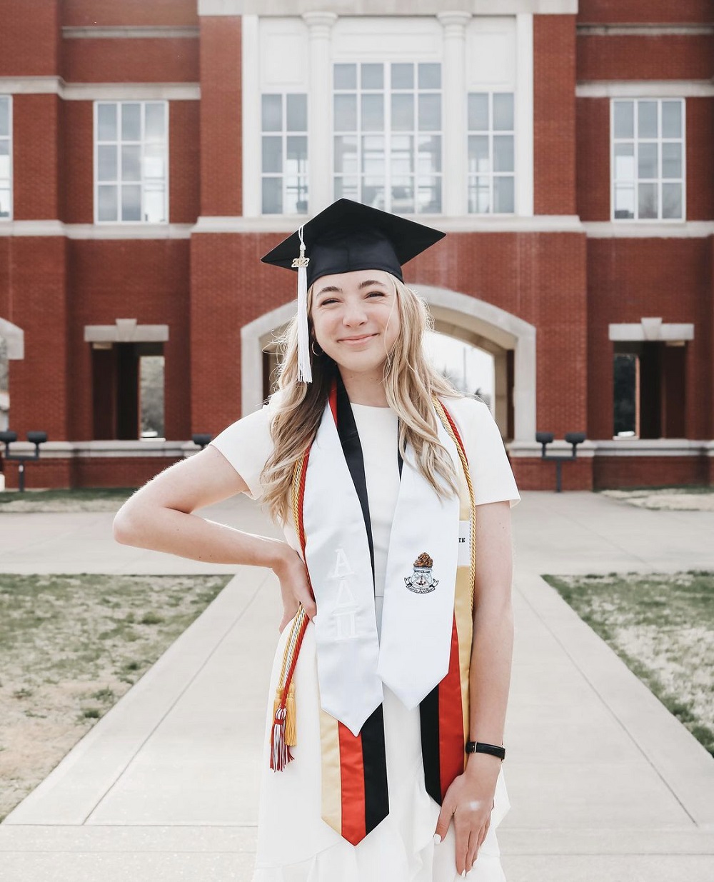 Mallory Wooldridge, a May 2022 graduated senior from Ӱֱ, Kentucky