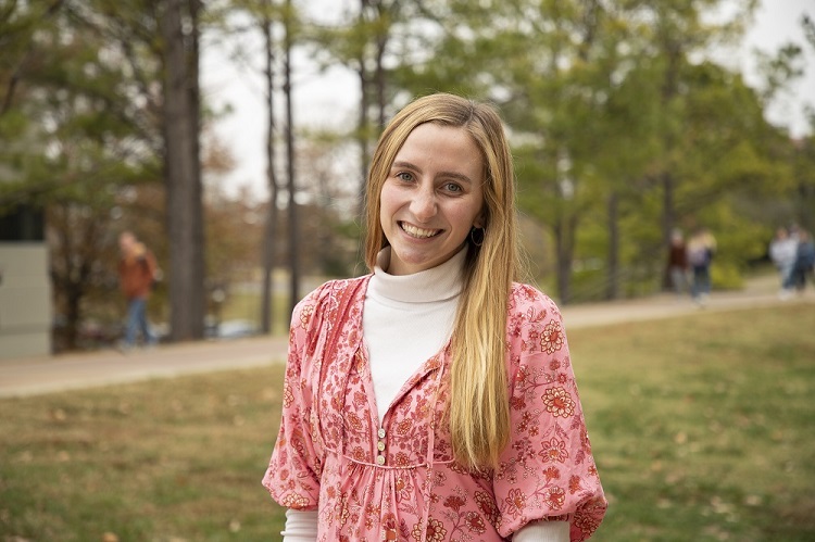 Ӱֱ State University has named Mirielle Erpelding as the recipient of the fall 2022 Outstanding Senior recognition.